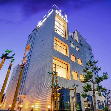 Gangneung Kwiseute Spapension エクステリア 写真